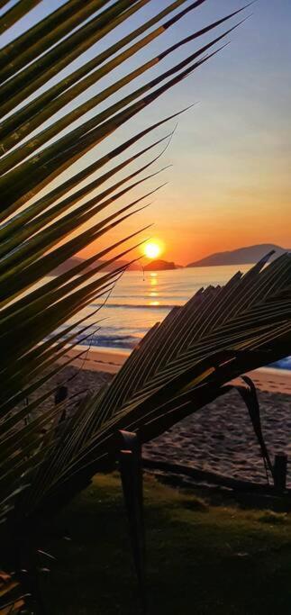 100Mts Da Praia Com Churrasqueira, Piscina E Wi-Fi คารากัวตาตูบา ภายนอก รูปภาพ